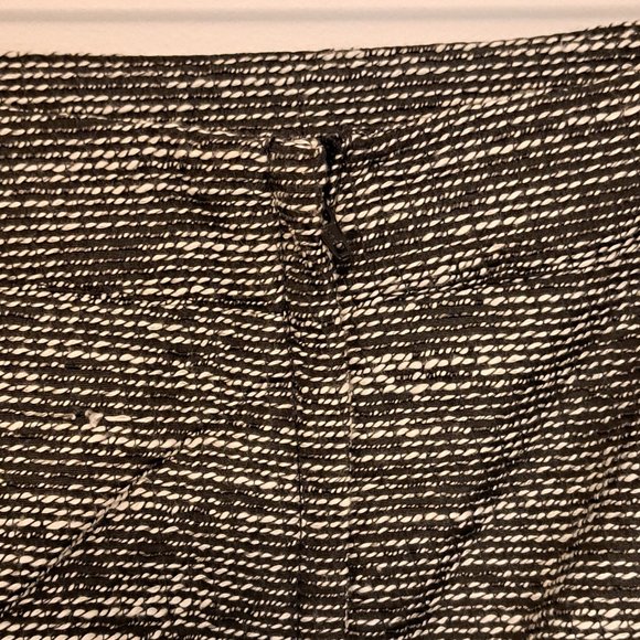 H & M Textured Black Fringe Skirt Size 14 NWT - Picture 7 of 8